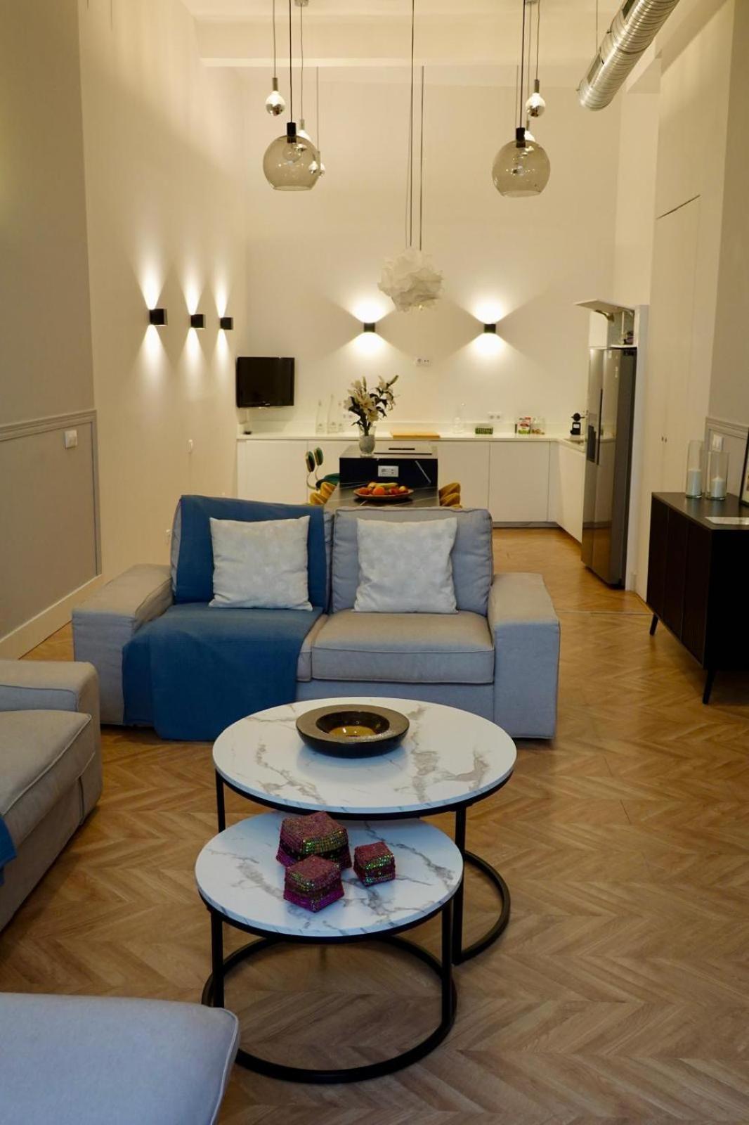 Peral Boutique Apartaments 塞维利亚 外观 照片