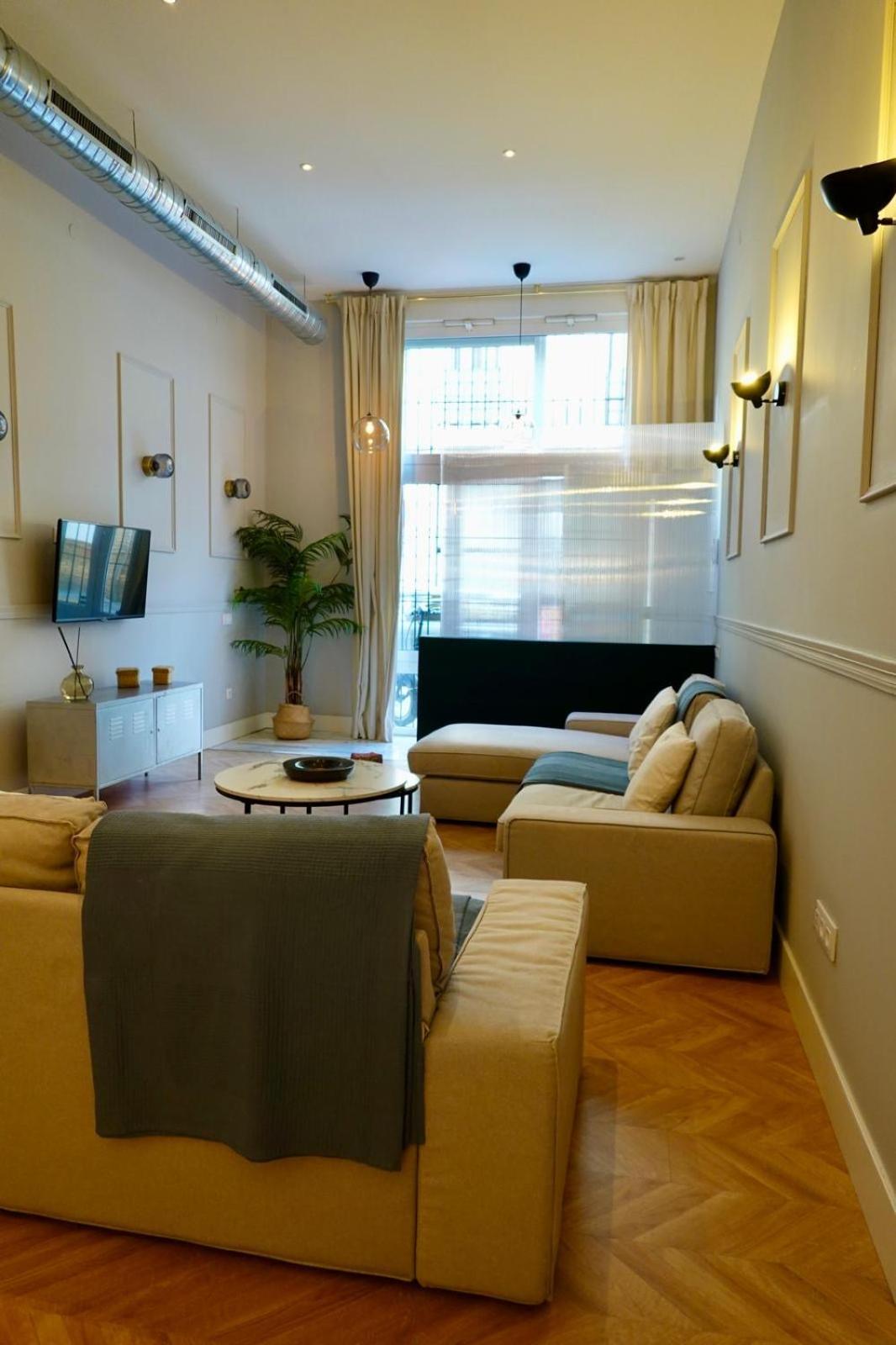 Peral Boutique Apartaments 塞维利亚 外观 照片