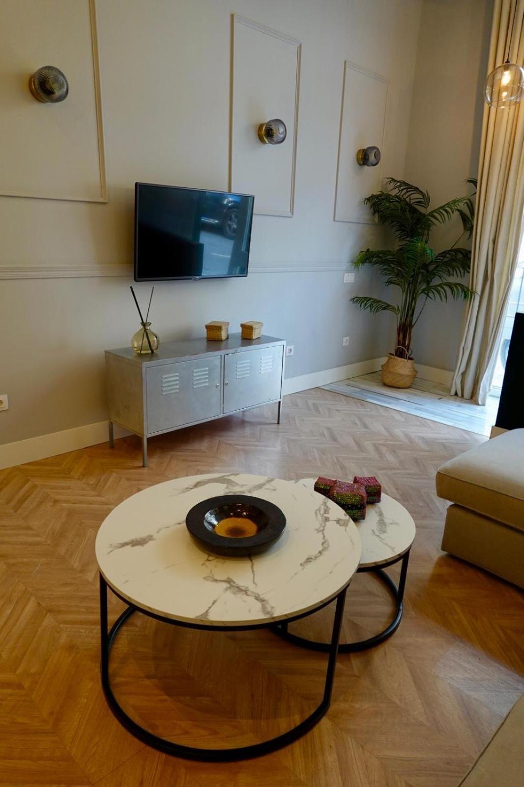 Peral Boutique Apartaments 塞维利亚 外观 照片