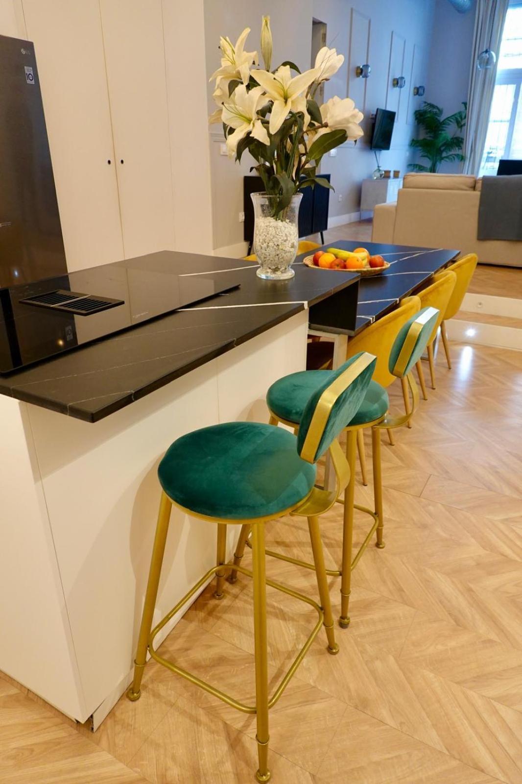 Peral Boutique Apartaments 塞维利亚 外观 照片